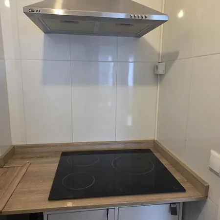 Lo Esencial En El Centro Apartament