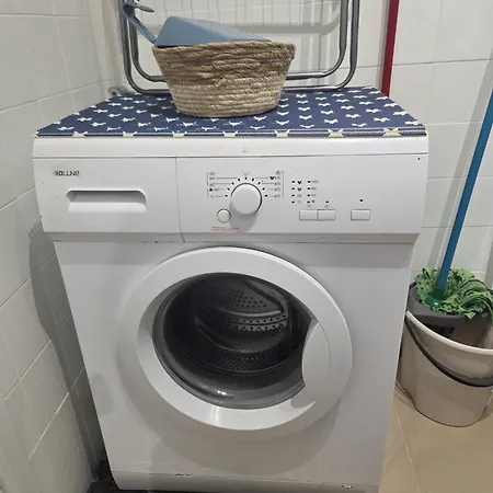 Lo Esencial En El Centro Apartament