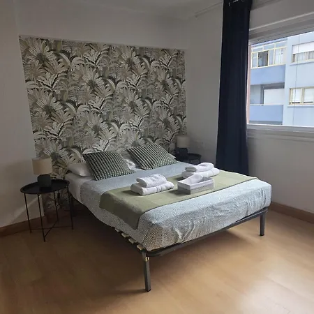 Lo Esencial En El Centro Βίγκο